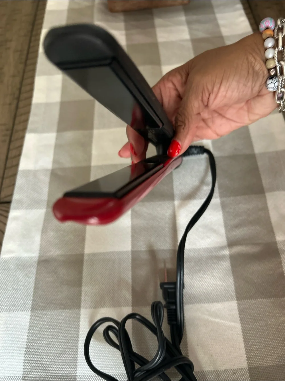 Remington T|Studio Silk Ceramic 1 inch Flat Iron.